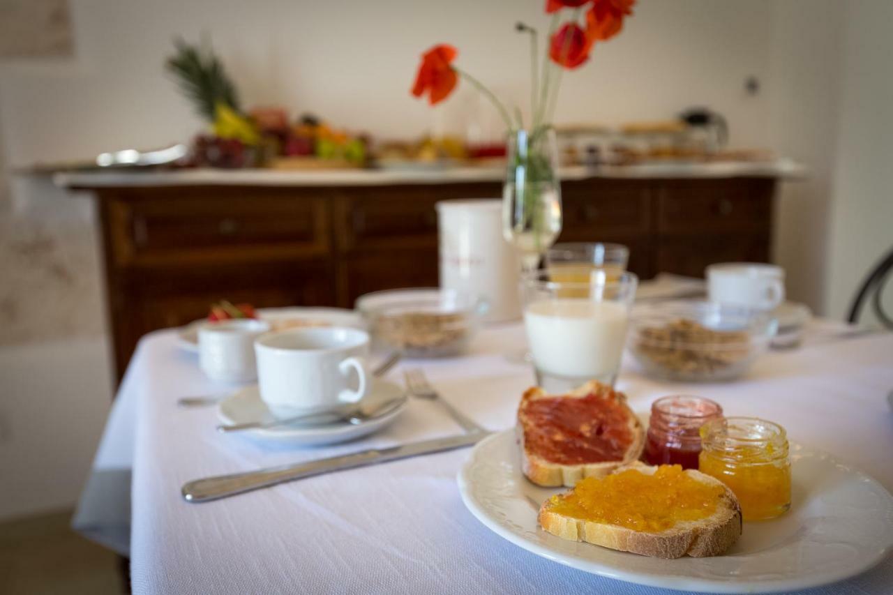 Dimora San Quirico - Bed E Breakfast - Cisternino Bed & Breakfast Marinelli Exterior photo